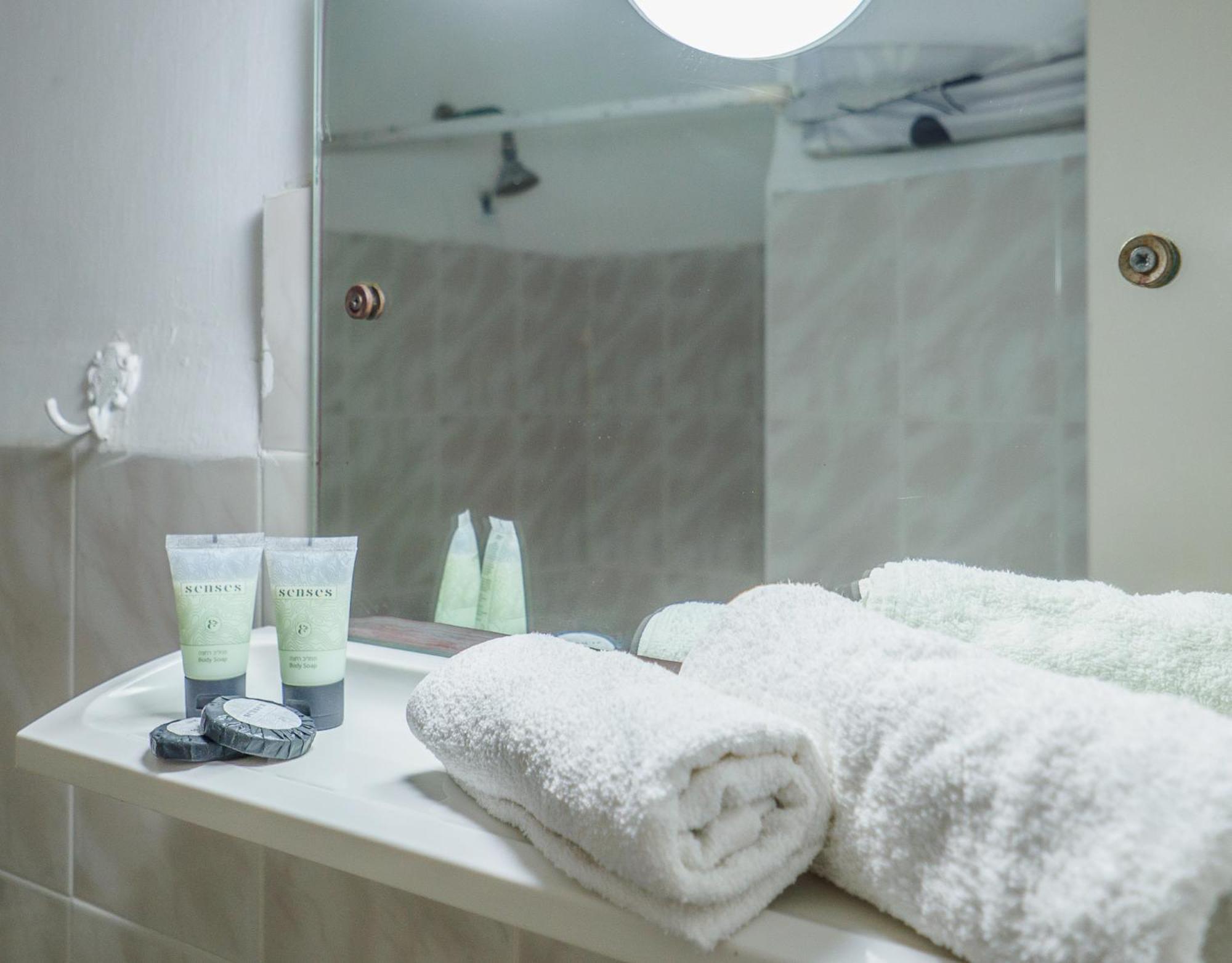 Hotel Breezot Yam Naharijja Zewnętrze zdjęcie